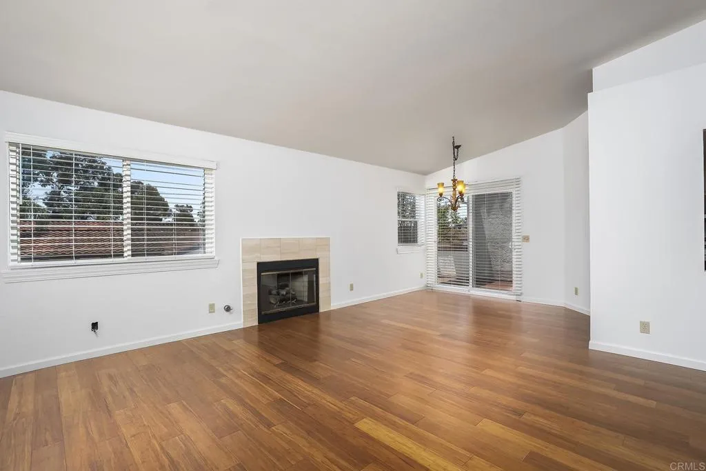 https://cdn.realtyfeed.com/cdn/127/306738359/fb069374509b6966fa6935749fdcc4c3.webp