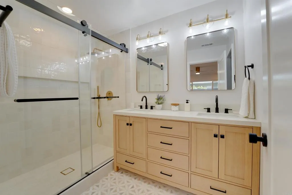 https://cdn.realtyfeed.com/cdn/127/306738392/91c7e556f4c2e6e8cd57746c3e073994.webp