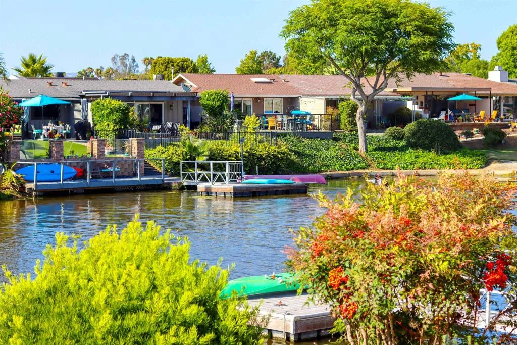 https://cdn.realtyfeed.com/cdn/127/306738392/f59be08394e0ab3d4f800d8da132d68a.webp