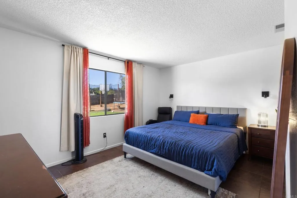 https://cdn.realtyfeed.com/cdn/127/306738440/f60014a3acdde5dc8377238b490f6dd8.webp