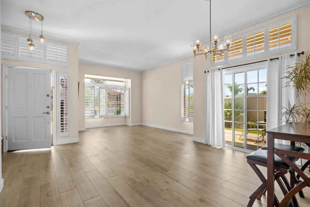 https://cdn.realtyfeed.com/cdn/127/306738522/489aa2681f23f5f3724632a7ce5d9fa0.webp