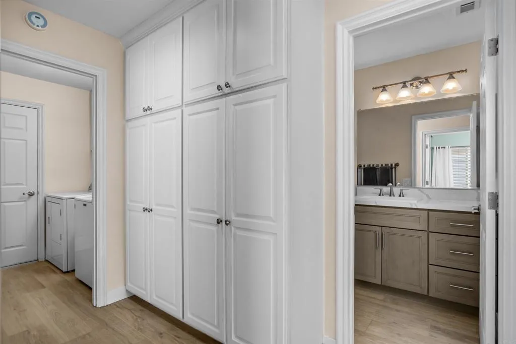 https://cdn.realtyfeed.com/cdn/127/306738522/80ef34b313c10cac9cdb4812be00bdfe.webp