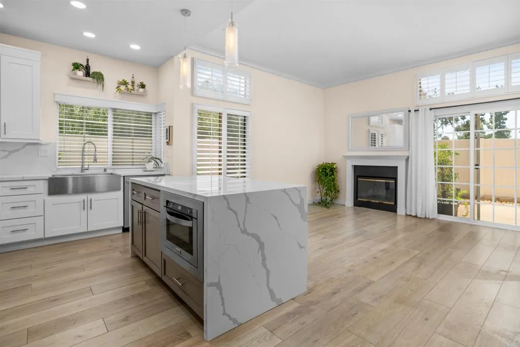 https://cdn.realtyfeed.com/cdn/127/306738522/ca1f1fd7e454fc396e52c641fb2ba53b.webp