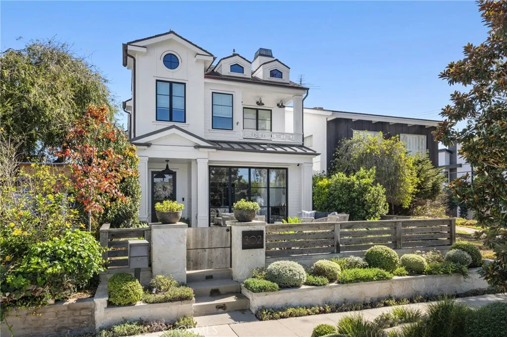 Corona Del Mar, CA 92625