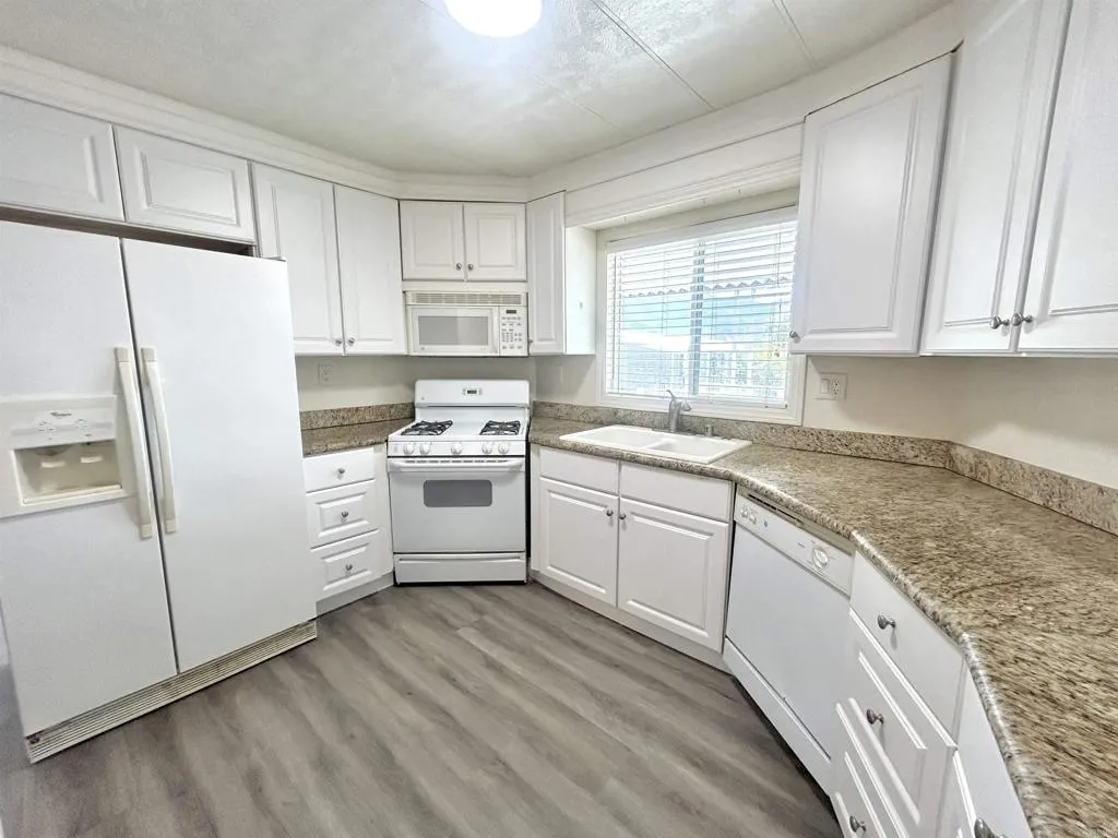 https://cdn.realtyfeed.com/cdn/127/306738577/6f50331ffa236cab3d7bbd9e180ecedc.webp