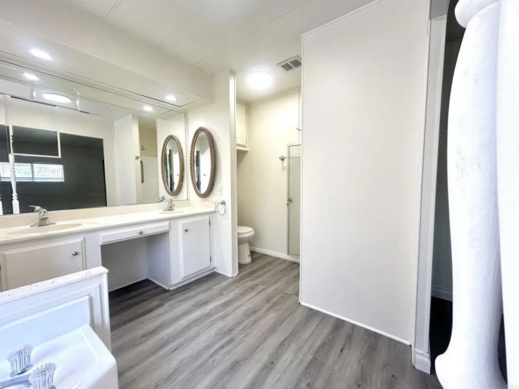 https://cdn.realtyfeed.com/cdn/127/306738577/87ec2742eccad875eb271562c88fe99b.webp