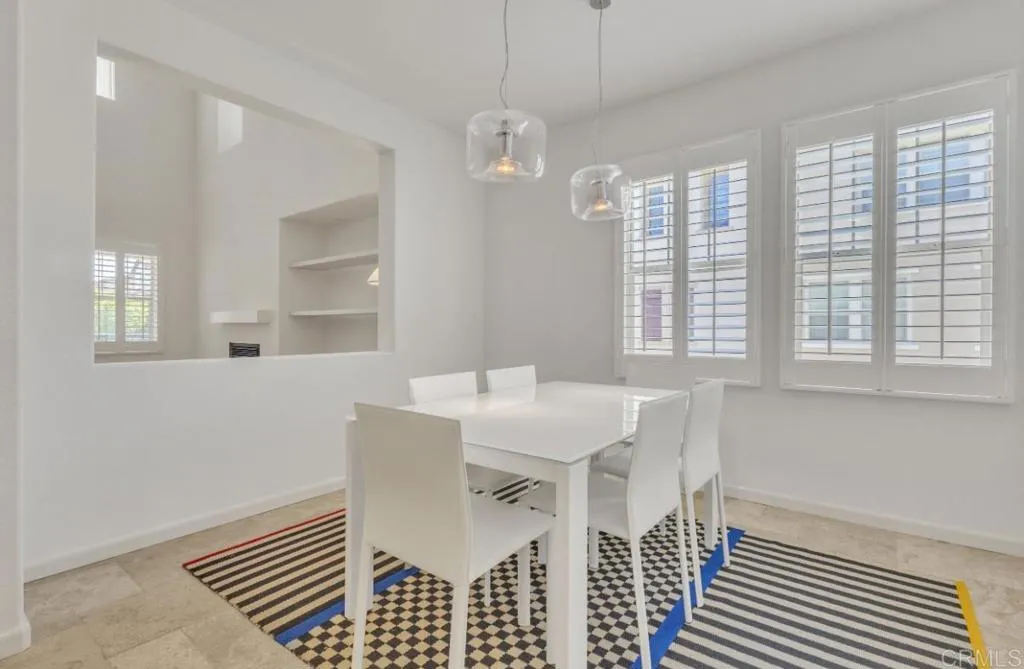 https://cdn.realtyfeed.com/cdn/127/306738617/08212350643f260c9f467fb3bd5f5848.webp