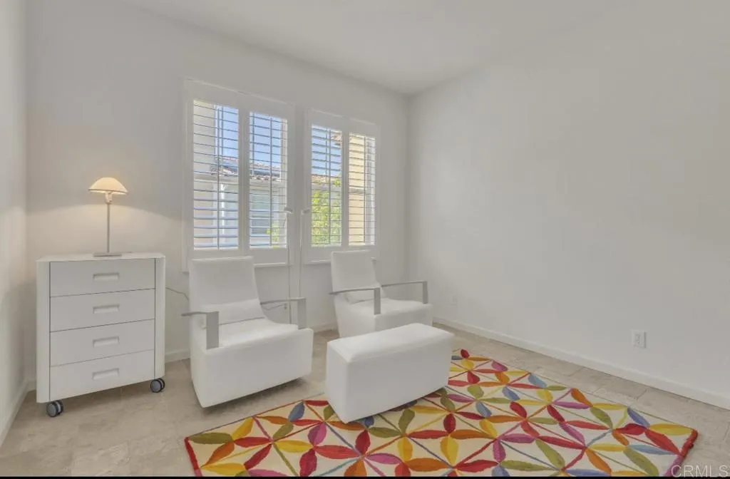 https://cdn.realtyfeed.com/cdn/127/306738617/73fabbae340860cbfd81bc09a4e716ca.webp