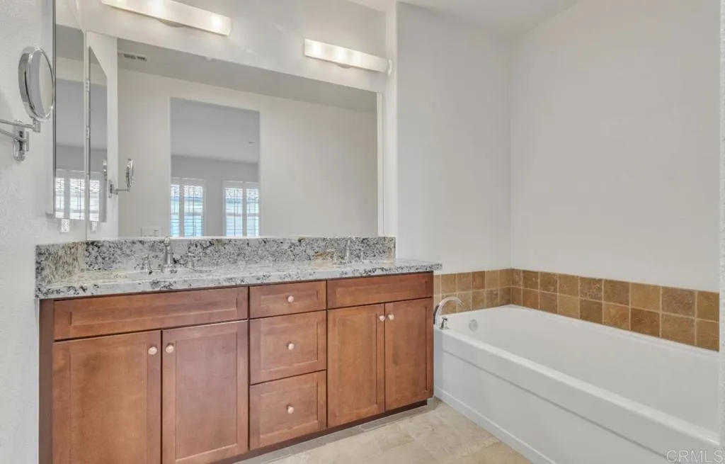 https://cdn.realtyfeed.com/cdn/127/306738617/e420a10749fa63c1996b149420431ced.webp