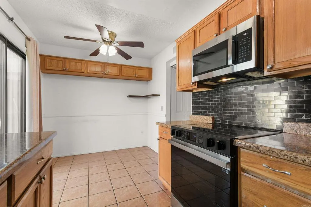 Photo #10: PTP2604405 Listing: Photo #10