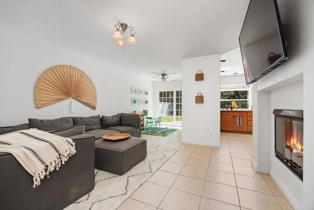 https://cdn.realtyfeed.com/cdn/127/306738630/78e9a10cad46a97824133825a3add1d5.webp