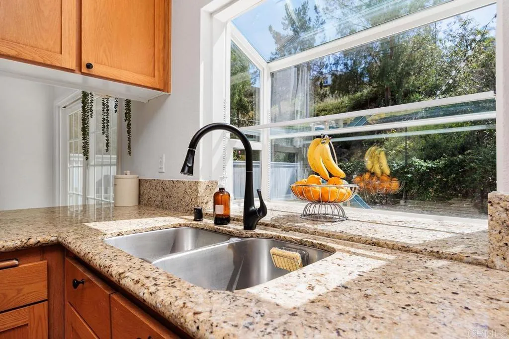 https://cdn.realtyfeed.com/cdn/127/306738630/ae380aba539dd011551e2176080c5a1f.webp