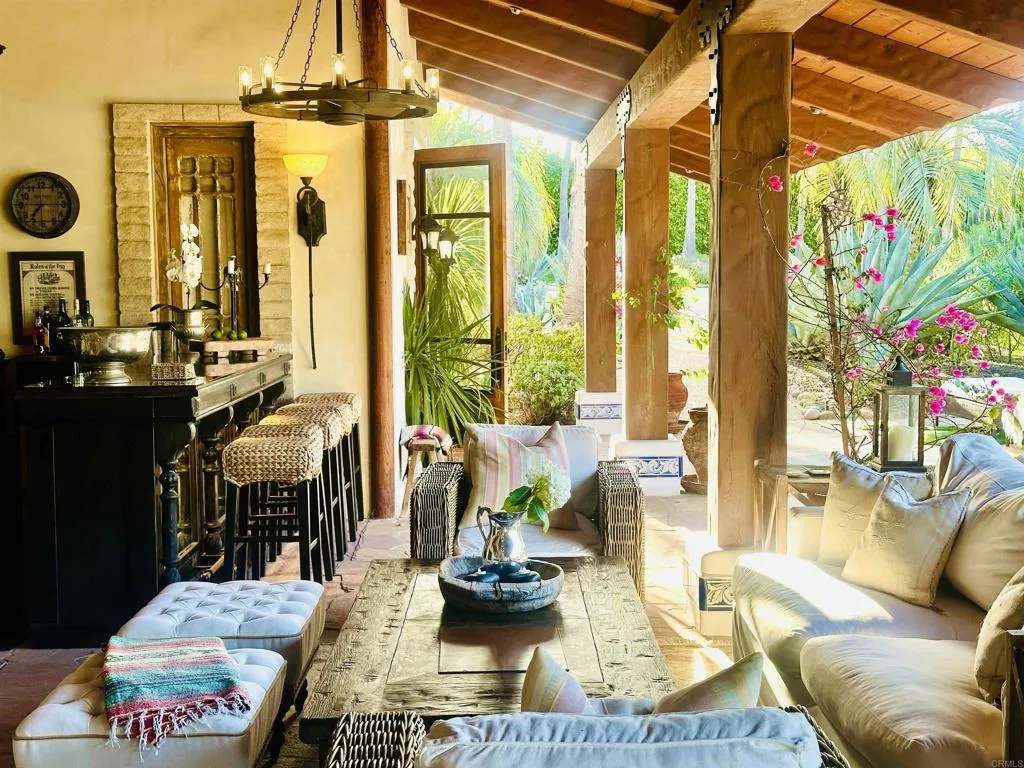 https://cdn.realtyfeed.com/cdn/127/306738693/e505f38242c1615eb8f5d977a4d84480.webp
