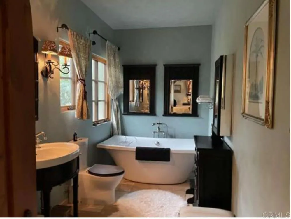 https://cdn.realtyfeed.com/cdn/127/306738693/ea7190e0df674d707701f928861f55d6.webp