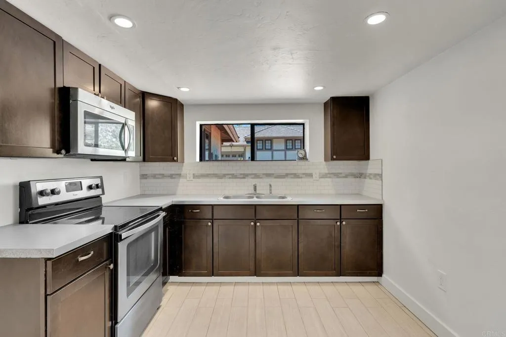 https://cdn.realtyfeed.com/cdn/127/306738741/0a87e76c7c377c38f9764f6c44cab9aa.webp