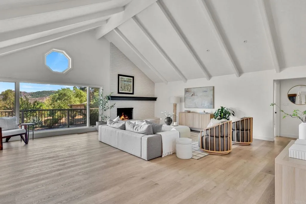 https://cdn.realtyfeed.com/cdn/127/306738741/2543f9c59d9b13f4349bfa9dd1dfe96f.webp