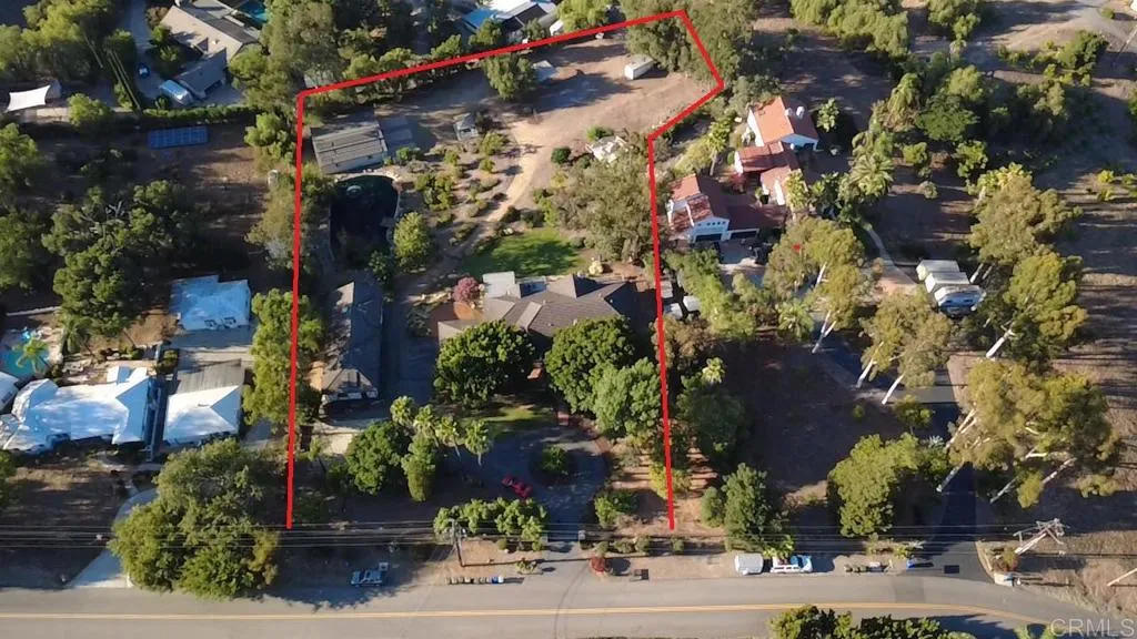 https://cdn.realtyfeed.com/cdn/127/306738741/576014ef97e6624f95caab84a430844f.webp