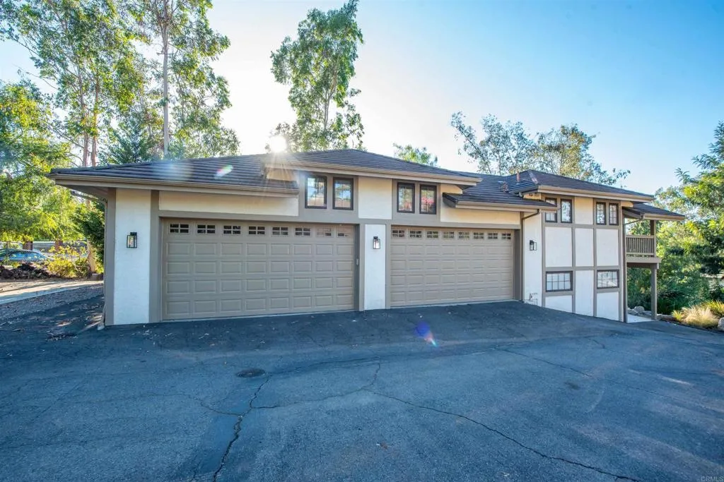 https://cdn.realtyfeed.com/cdn/127/306738741/754350c667a44fff9de47dc93b99d846.webp