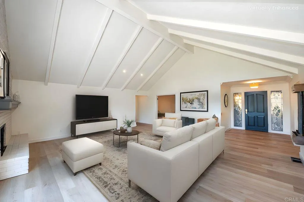 https://cdn.realtyfeed.com/cdn/127/306738741/7687e20e62a1e8e3085e4bde8c920647.webp