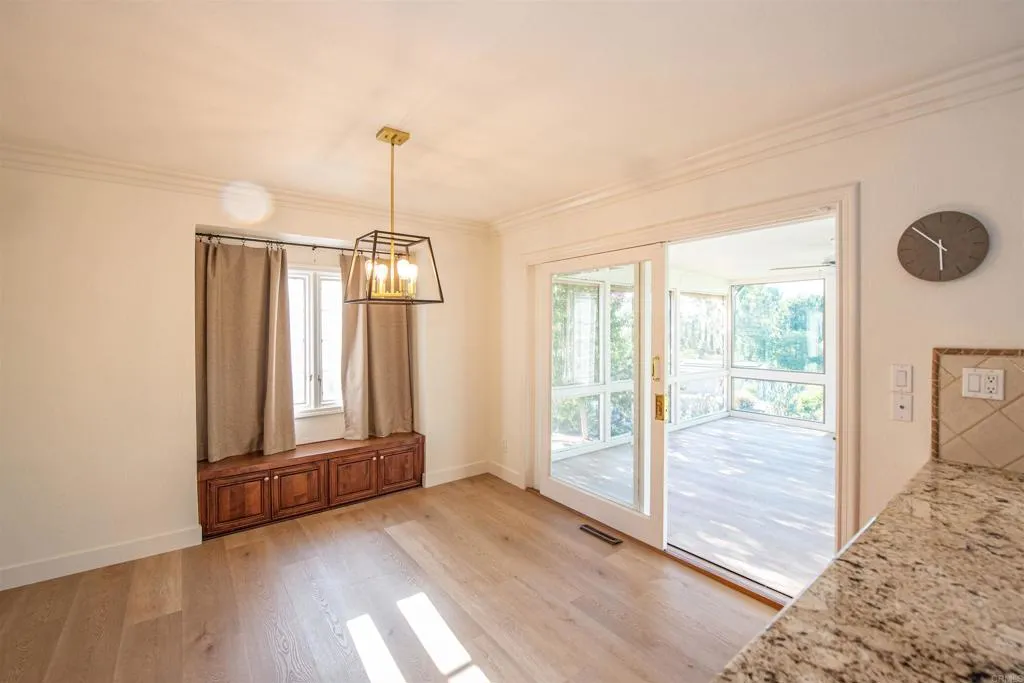 https://cdn.realtyfeed.com/cdn/127/306738741/7d95e629d6b0b79aa37bc0c390718f95.webp