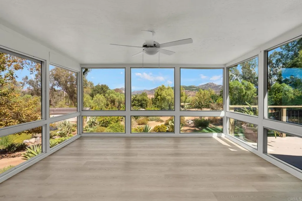 https://cdn.realtyfeed.com/cdn/127/306738741/82c250a1f933c383aa879cbbbf64cd4d.webp