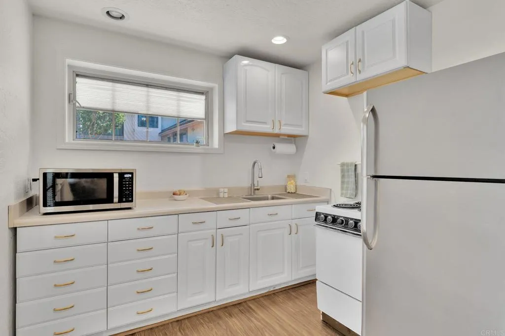 https://cdn.realtyfeed.com/cdn/127/306738741/d2ae029d08d9638a3d3de501d613be8c.webp