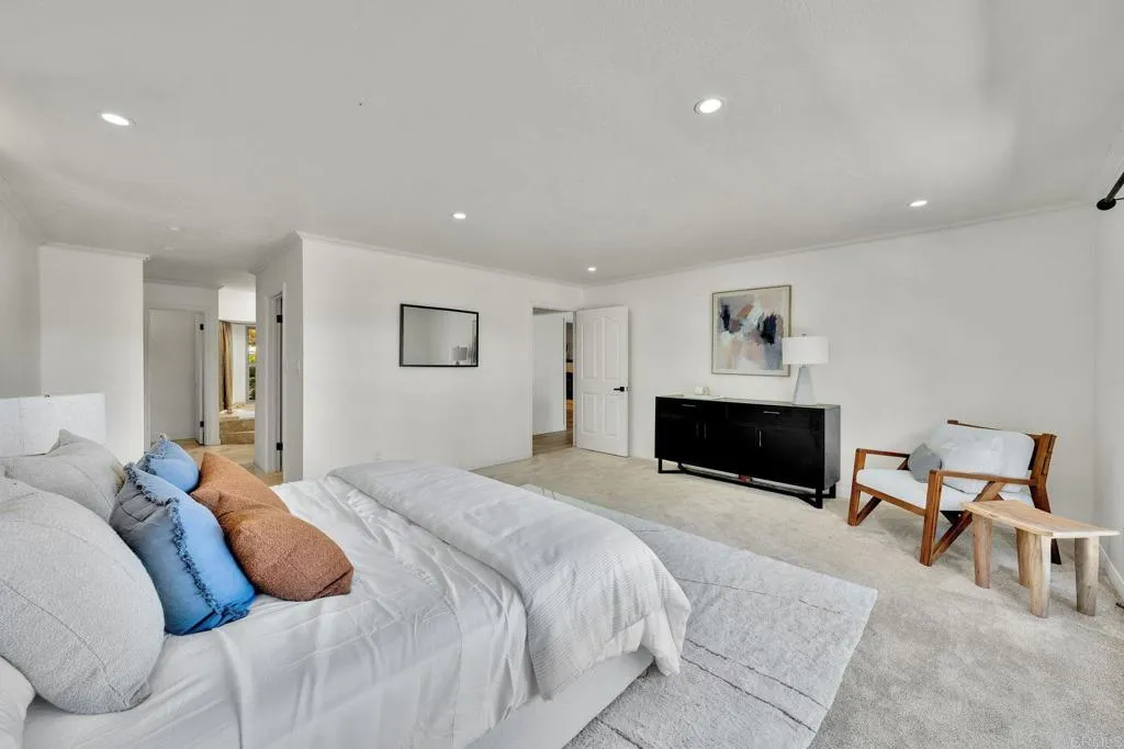 https://cdn.realtyfeed.com/cdn/127/306738741/df7b87e856dc13550b3d3efb178b8b2f.webp