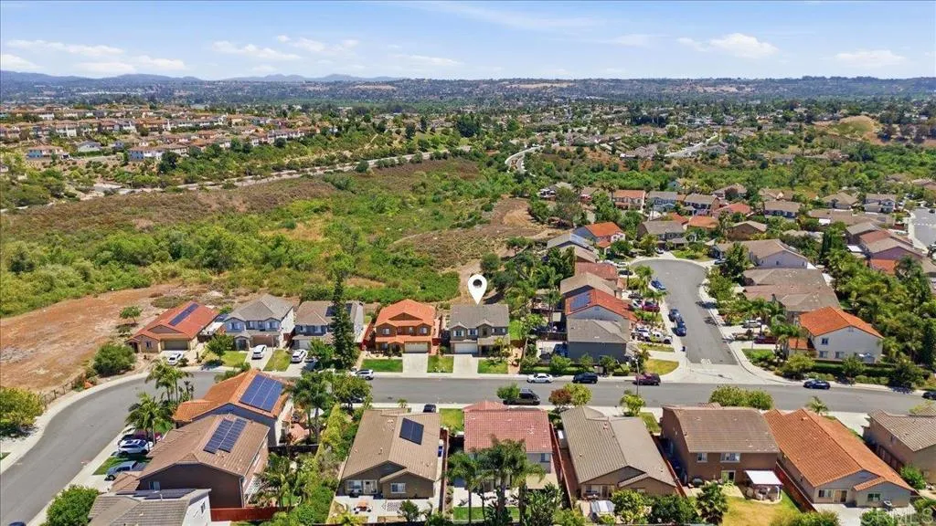 https://cdn.realtyfeed.com/cdn/127/306738767/3749808827eb1de844f12d50640d575a.webp
