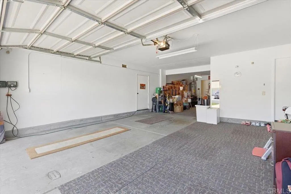 https://cdn.realtyfeed.com/cdn/127/306738767/494cd9dd73e7c650d4f9183df2b9f1e7.webp