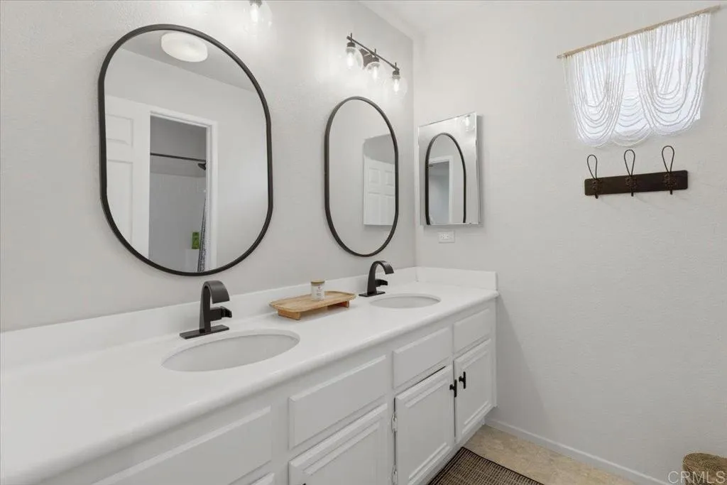https://cdn.realtyfeed.com/cdn/127/306738767/53a5904604d5efcaf0962ad6f609014f.webp