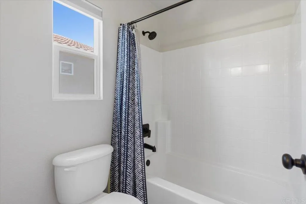 https://cdn.realtyfeed.com/cdn/127/306738767/ff337c0a0b3e833c822adf79124ce29b.webp