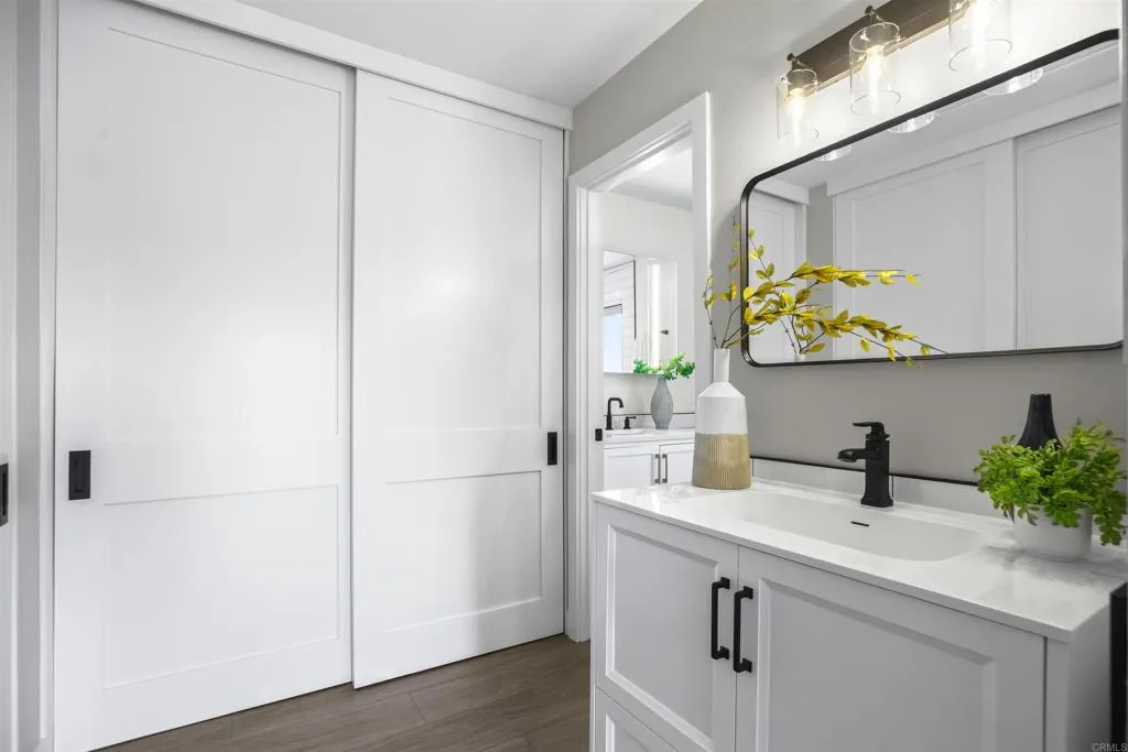 https://cdn.realtyfeed.com/cdn/127/306738837/0fa13ca98dba754d37564238446eccf1.webp