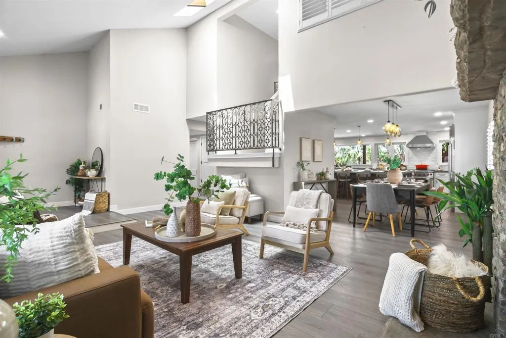 https://cdn.realtyfeed.com/cdn/127/306738837/554e20733f187a0f5e682d6927f3bef8.webp