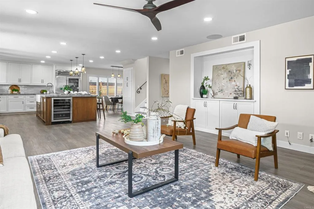 https://cdn.realtyfeed.com/cdn/127/306738837/809059892b7e7612236882c1259aec88.webp