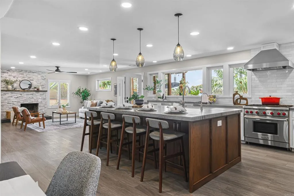 https://cdn.realtyfeed.com/cdn/127/306738837/c3d8af433edbae308778f5c2df00d0d1.webp