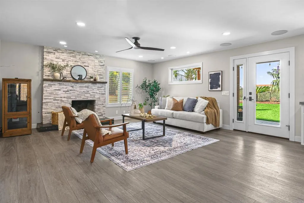 https://cdn.realtyfeed.com/cdn/127/306738837/e299e07f6af81d750ef8fc55197c4127.webp