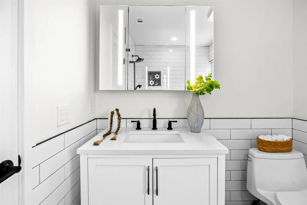 https://cdn.realtyfeed.com/cdn/127/306738837/fc1e3ee9ef19dda717efc9fab323d6e8.webp