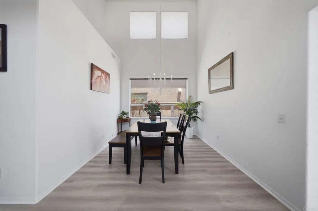 https://cdn.realtyfeed.com/cdn/127/306738845/10db5165e20937ca7dfc65229789d007.webp
