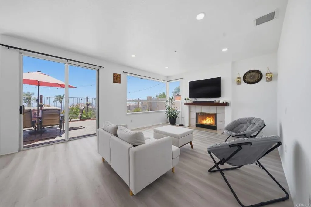 https://cdn.realtyfeed.com/cdn/127/306738845/e552012703523308fd499d4143cfae6f.webp