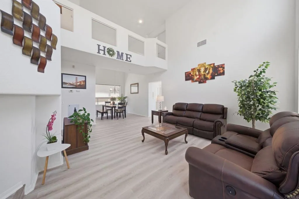 https://cdn.realtyfeed.com/cdn/127/306738845/f6bfdf570833033c89de769f8e7a3379.webp