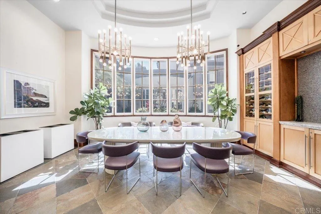https://cdn.realtyfeed.com/cdn/127/306738852/068ead26a8bd9501f57c6b55e124db83.webp
