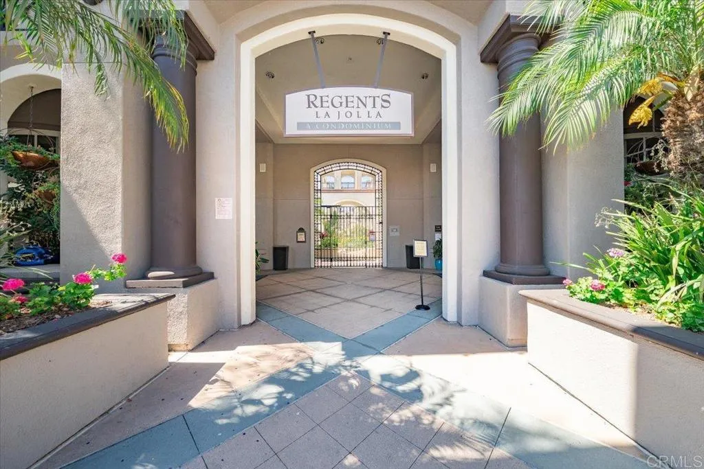 https://cdn.realtyfeed.com/cdn/127/306738852/0cc73185c90bf9d591c404dc9560c328.webp