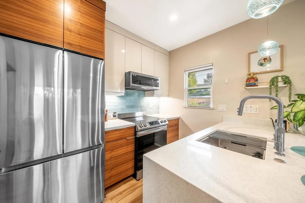 https://cdn.realtyfeed.com/cdn/127/306738852/33125a21d7a766add9e5863412b0946a.webp