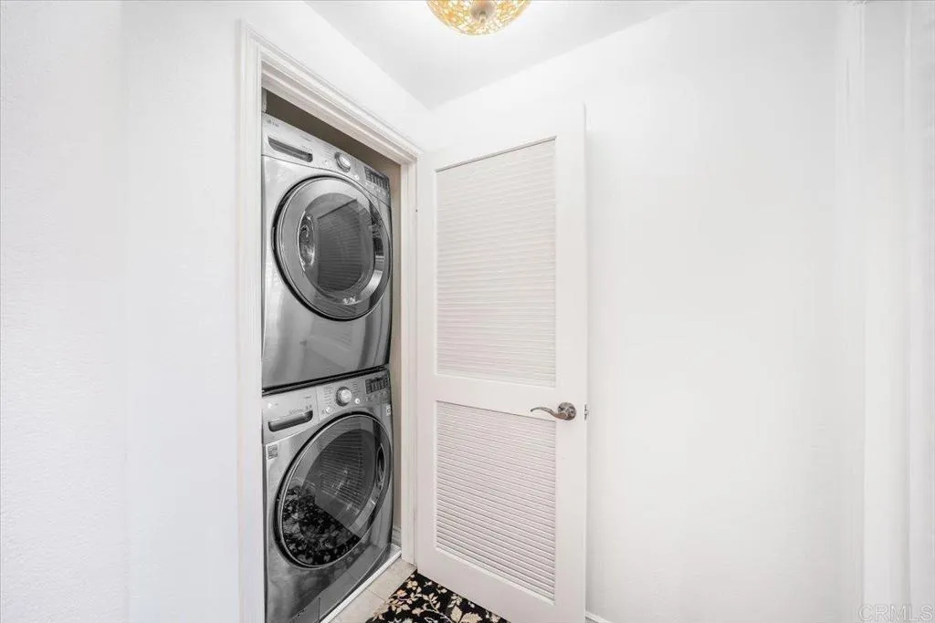https://cdn.realtyfeed.com/cdn/127/306738852/4de4f4e09a1282a5b97368a3814f68df.webp
