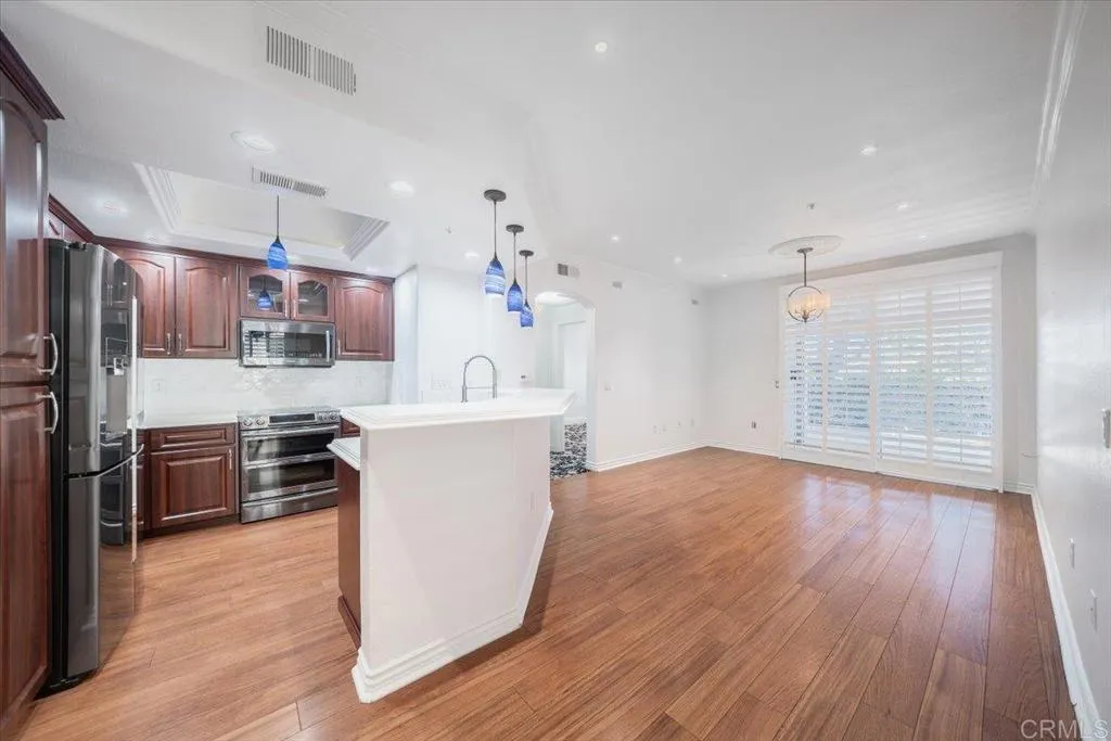 https://cdn.realtyfeed.com/cdn/127/306738852/5d77a407b09a81c6b3707952795f394c.webp