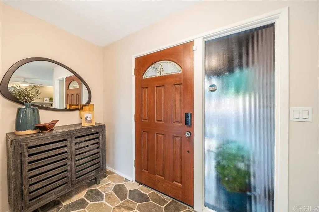 https://cdn.realtyfeed.com/cdn/127/306738852/6822c3cfb6d5bce1076b2f3c324ed545.webp