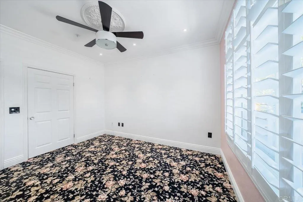 https://cdn.realtyfeed.com/cdn/127/306738852/7ad8d3ae782ea6ad67ea46bb6b198432.webp