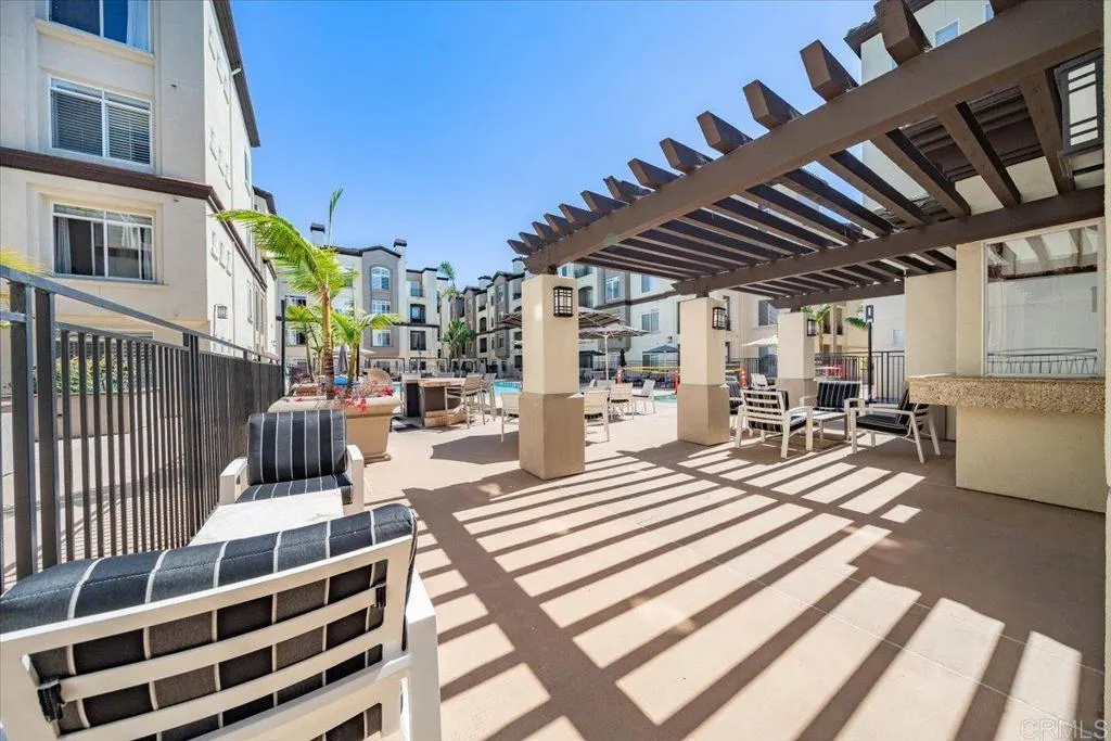 https://cdn.realtyfeed.com/cdn/127/306738852/8fa71c7fe064b1cb7b643d46f868ef17.webp
