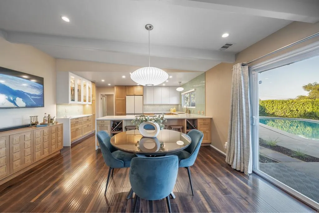 https://cdn.realtyfeed.com/cdn/127/306738852/9fd6b1064367186e62bd309c506ebe33.webp