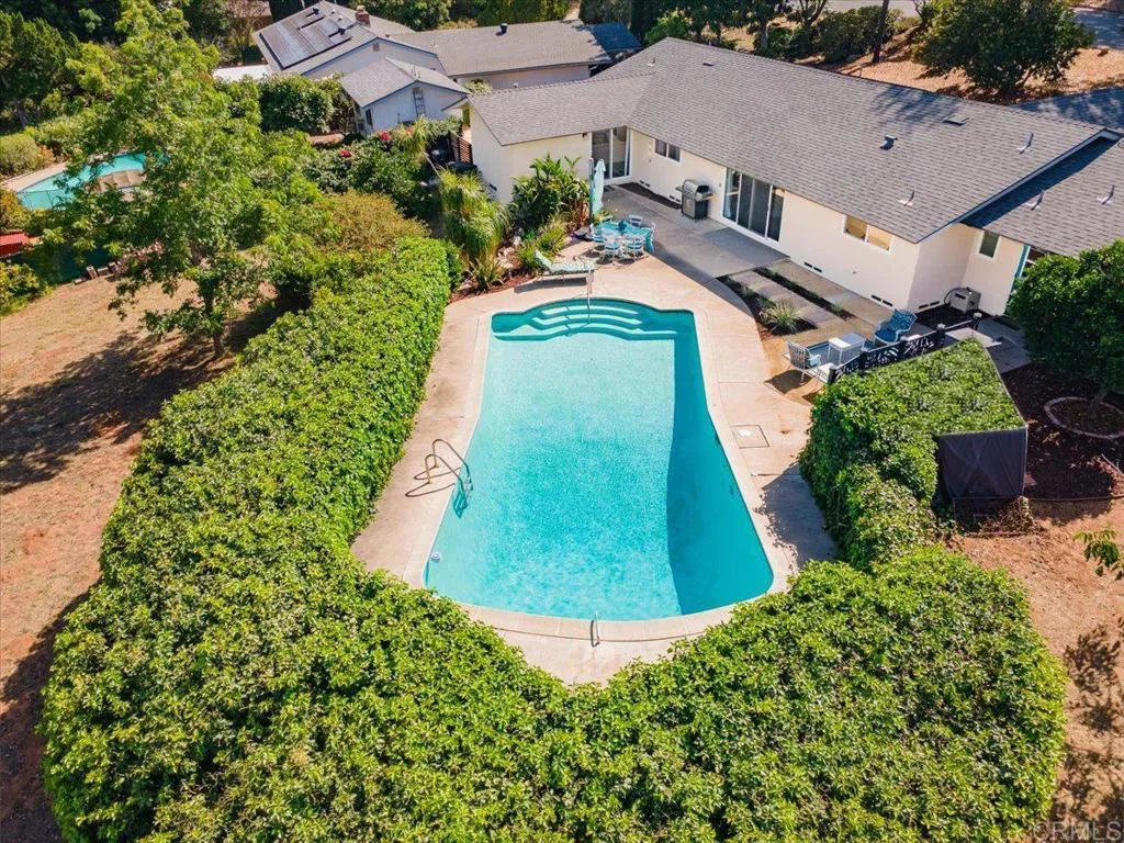 https://cdn.realtyfeed.com/cdn/127/306738852/a4c4d07f8abde24d9c4092c246a26c03.webp